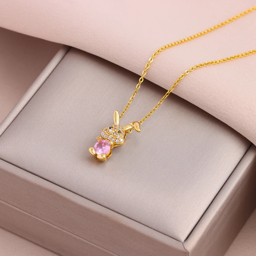 Collier Lapin Pierre Rose or