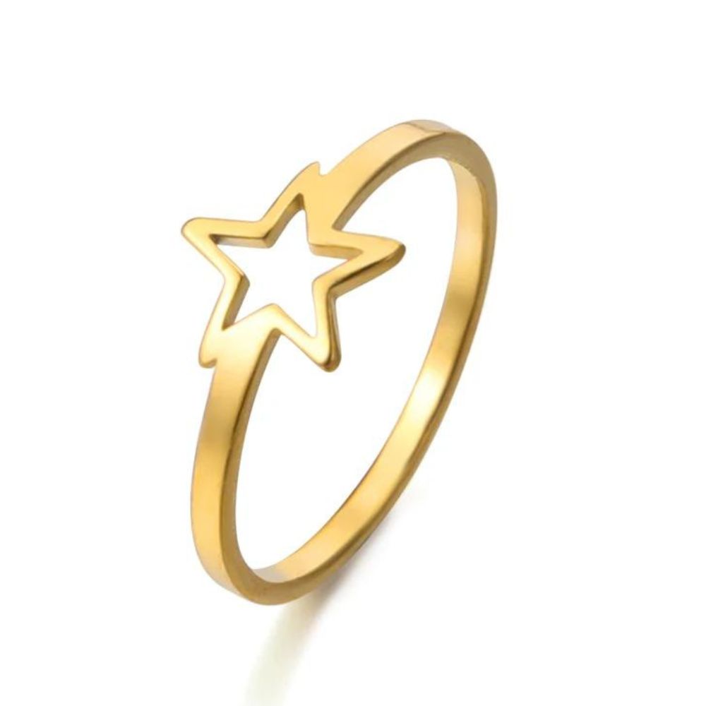 bague avec une étoile creuse de couleur or