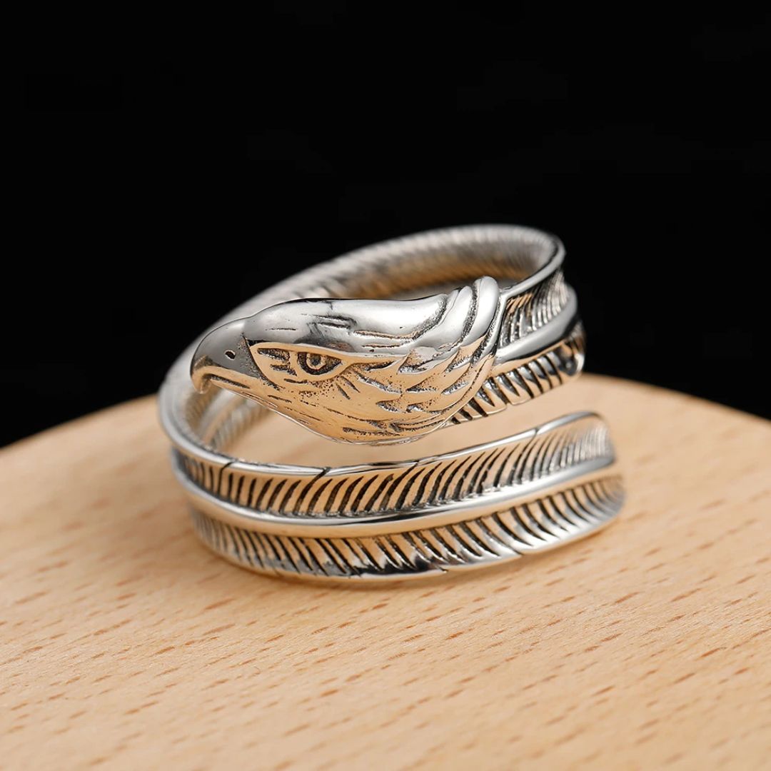 Bague Tête Aigle et Plume