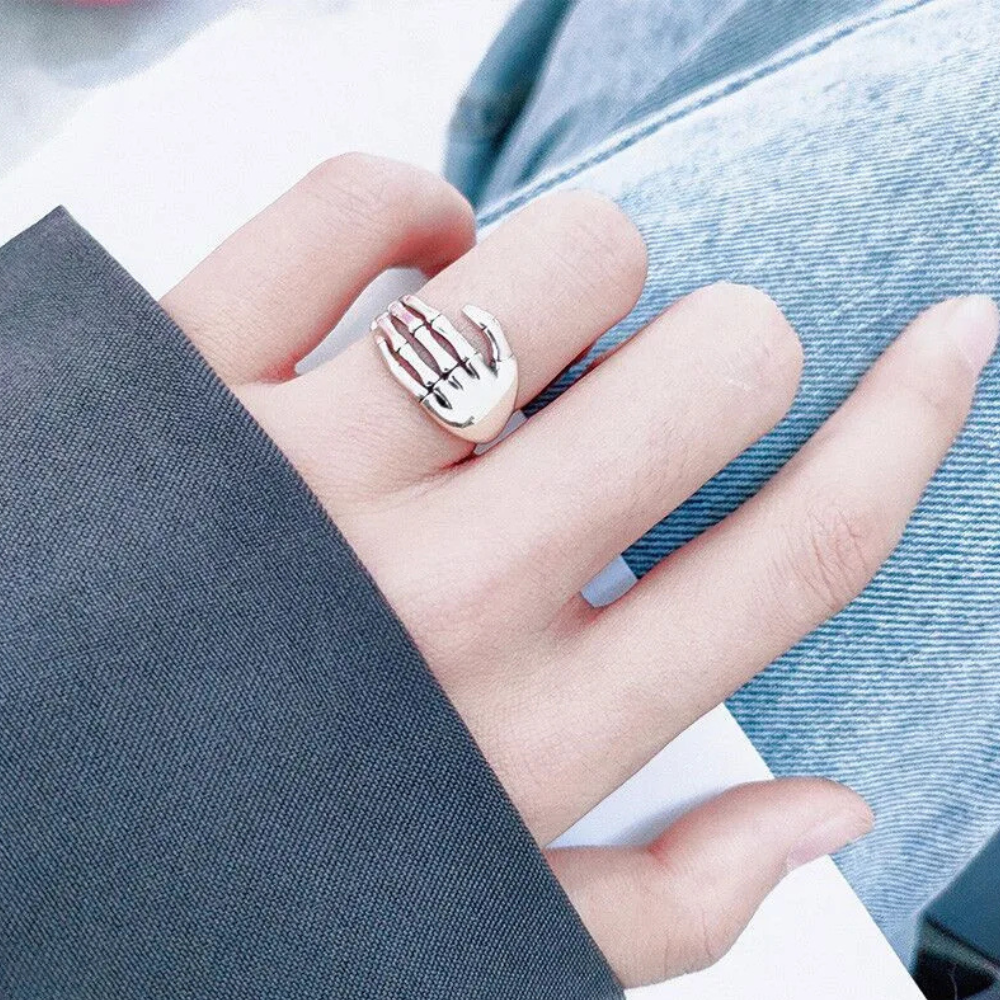 Bague Main Squelette argent