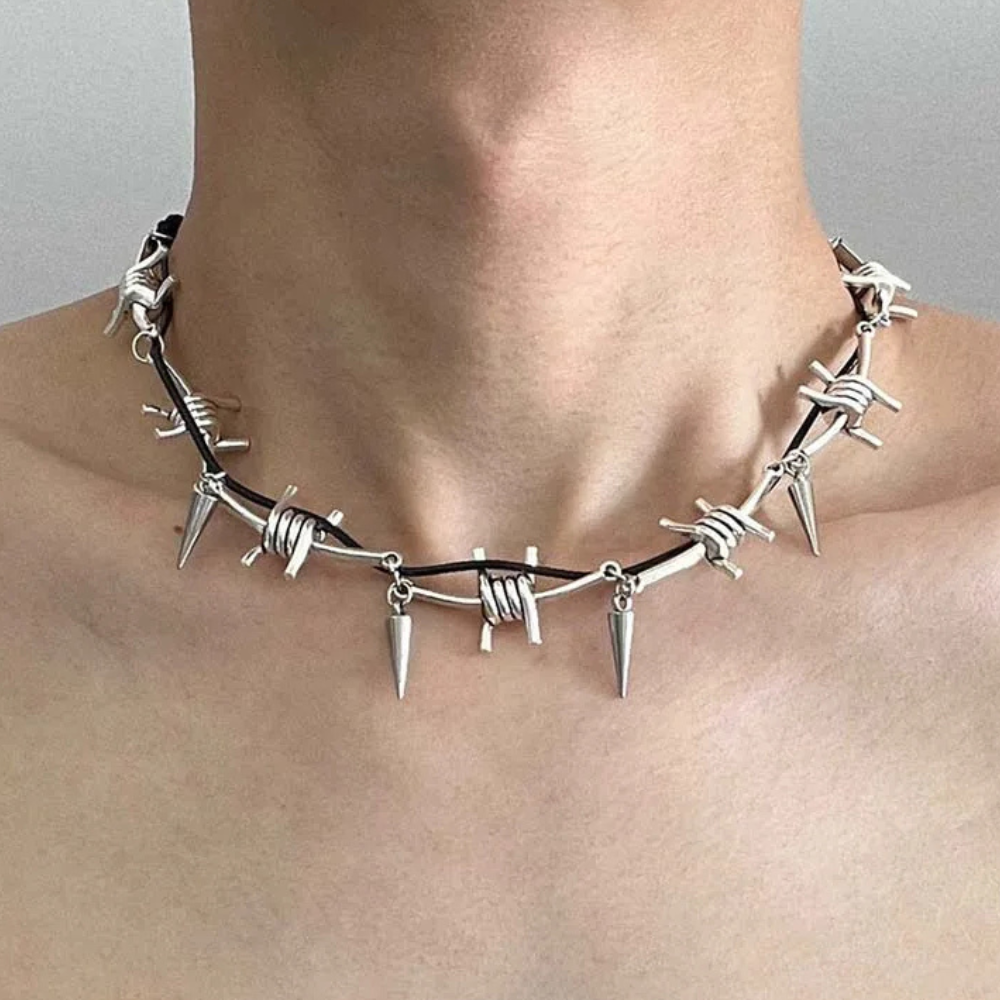 Collier Barbelé