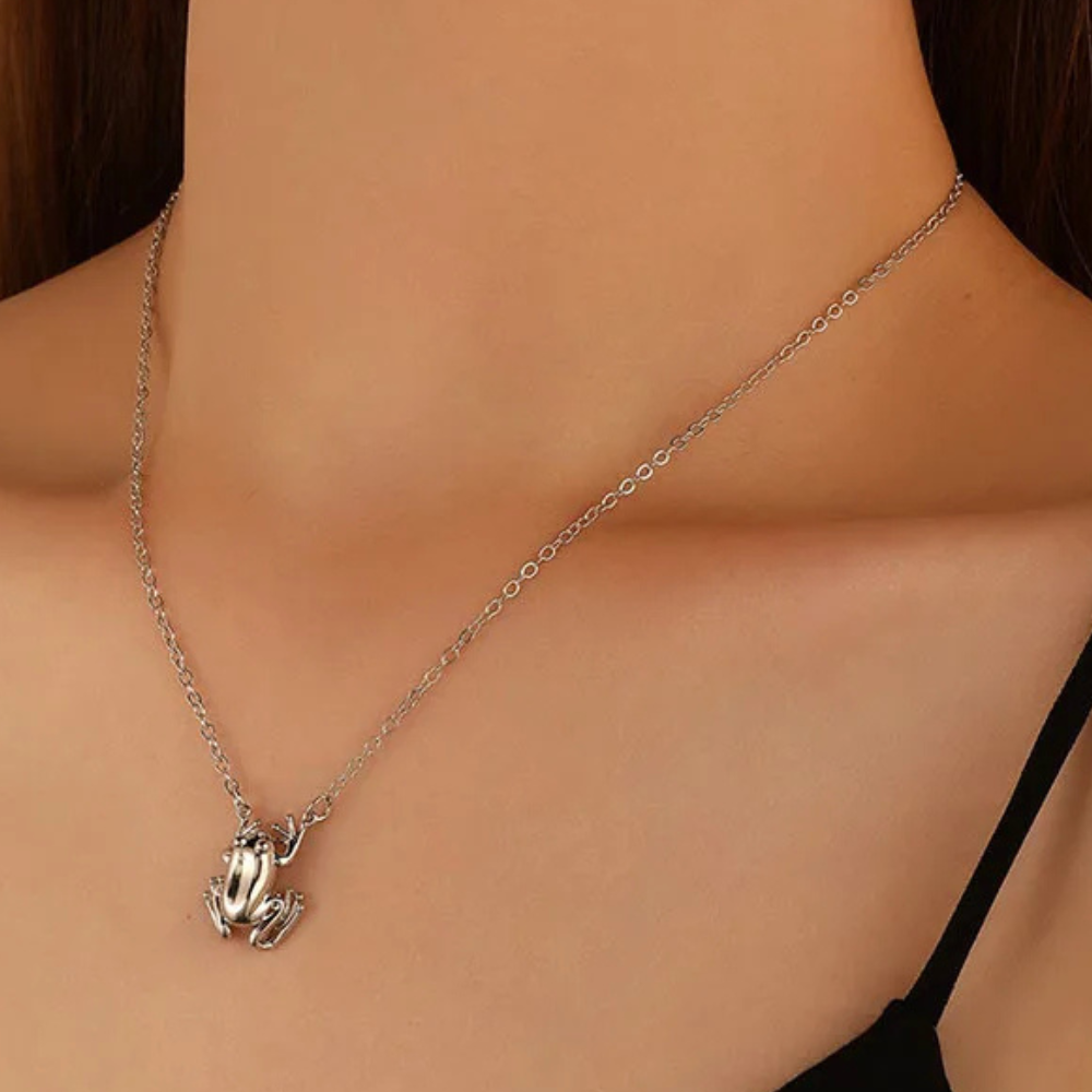 Collier Pendentif Grenouille Acier argent