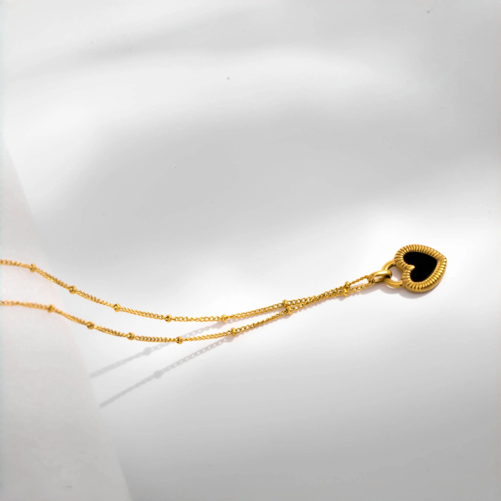 Collier Doré Coeur Noir nacre