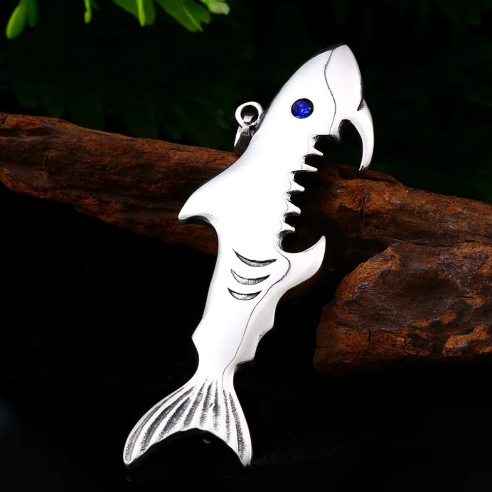 Collier Requin homme