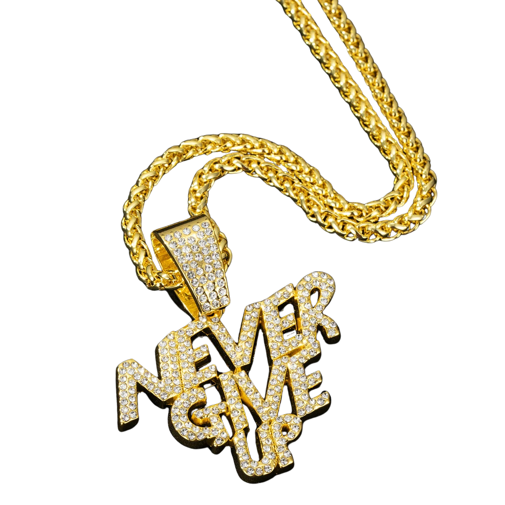 Collier Never Give Up