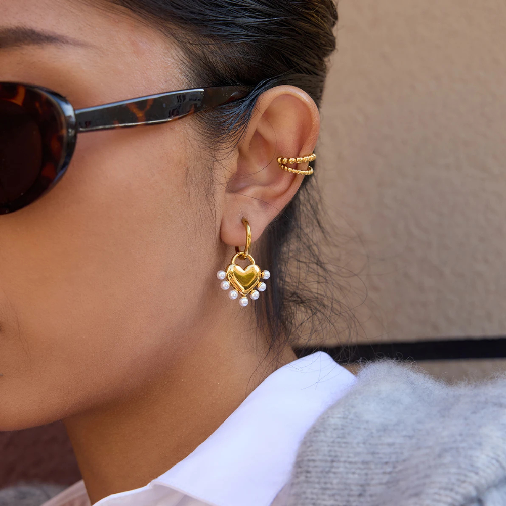 Boucles d'Oreilles Coeur et Perles Blanches or