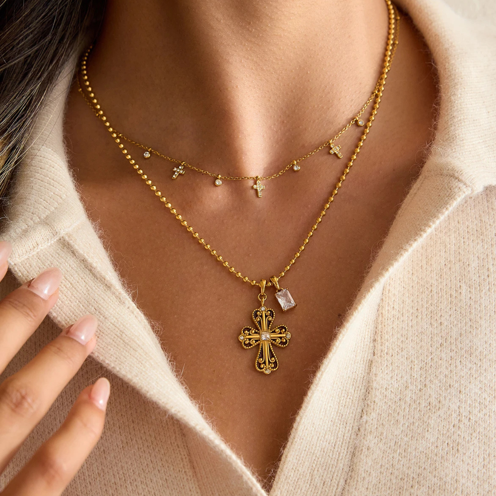 Collier Croix Vintage or