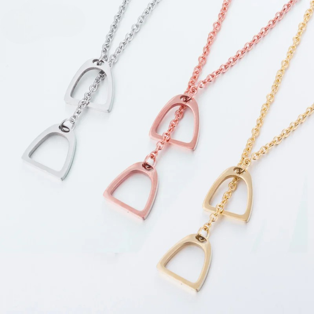 Collier Étriers Cheval femme