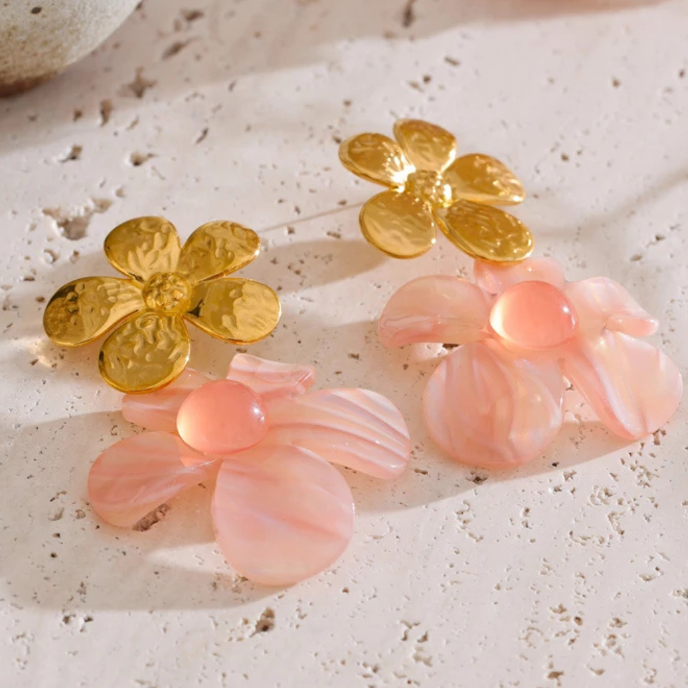 Boucles d'Oreilles Fleur Pendante Or et Rose