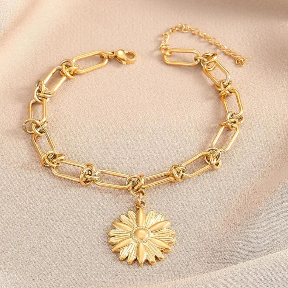 bracelet en chaine trombone avec pendentif fleur
