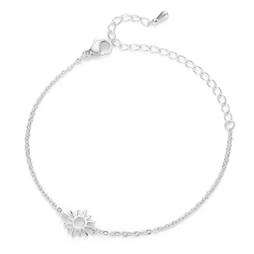 bracelet pour femme en chaine maille rond et fin avec pendentif soleil