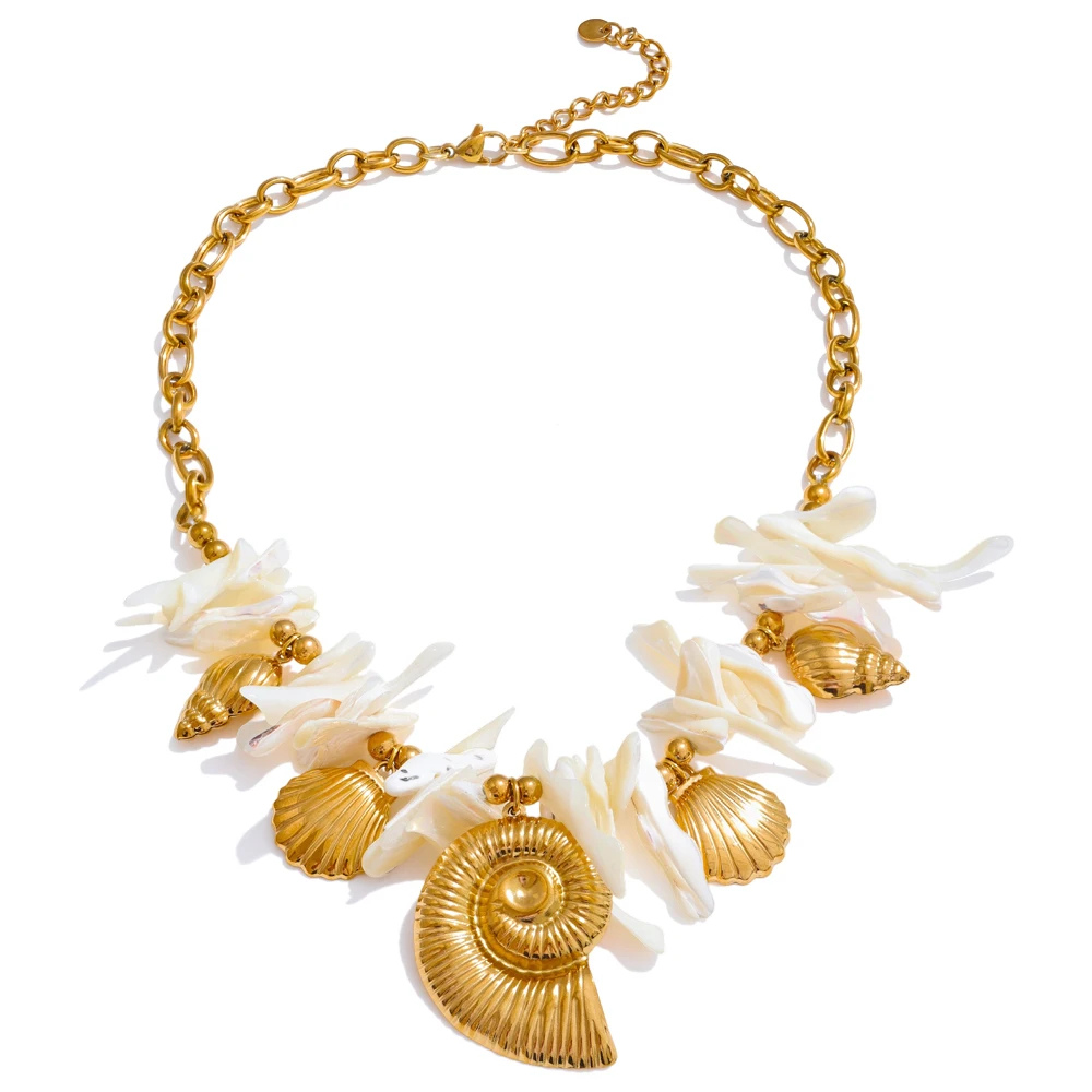 Collier Coquillage Design
