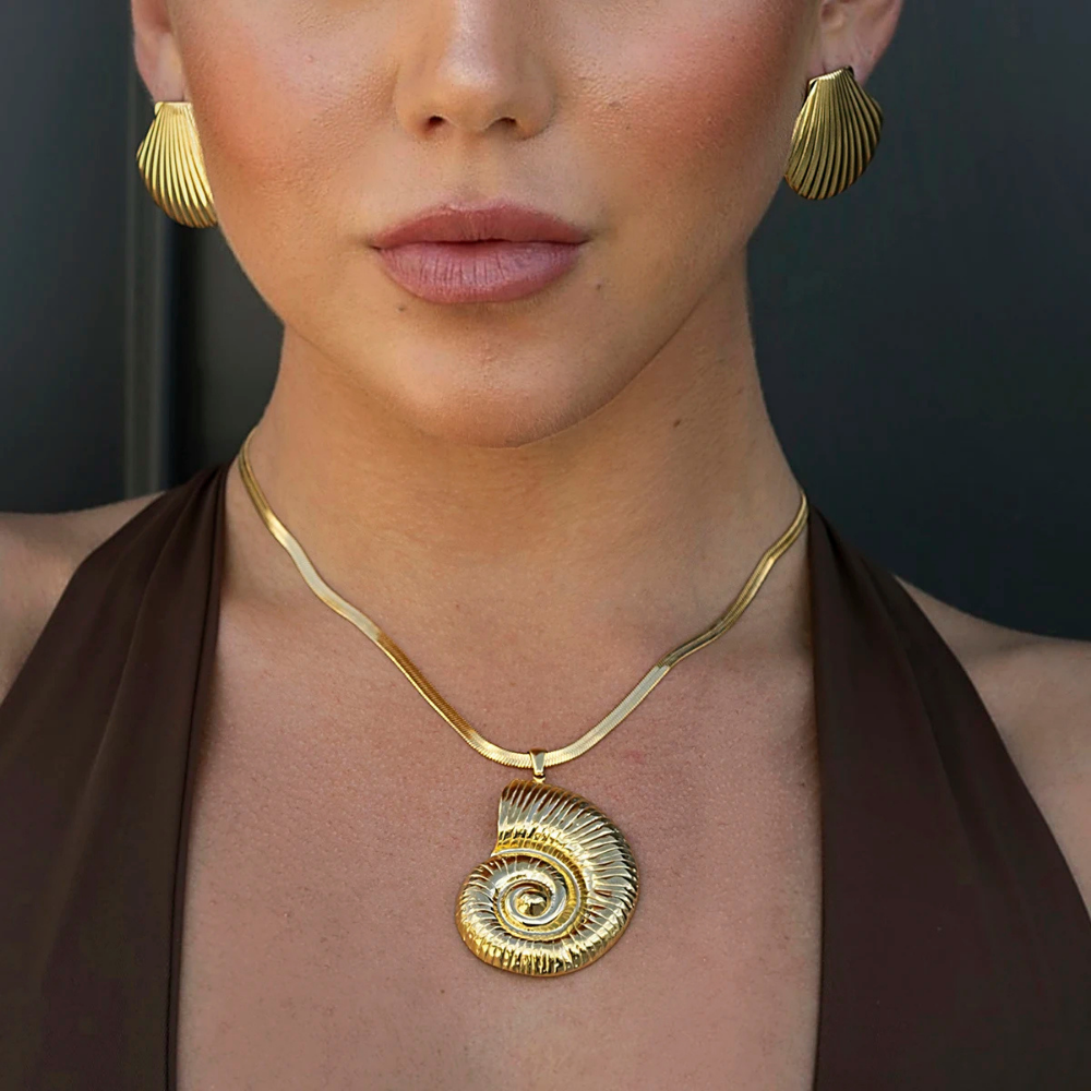 Collier Gros Coquillage Spirale