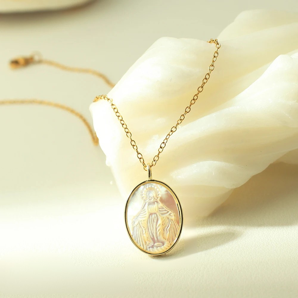 Collier Vierge Marie Nacre