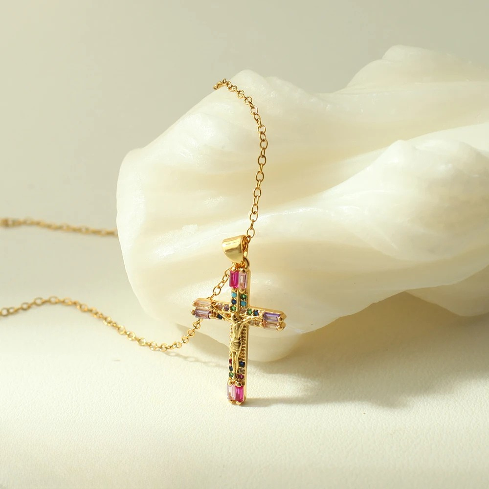 Collier Croix Multicolore Jésus