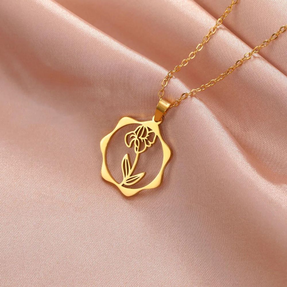 Collier Fleur Beauté Acier