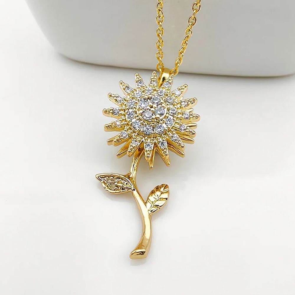 Collier Fleur Femme Acier