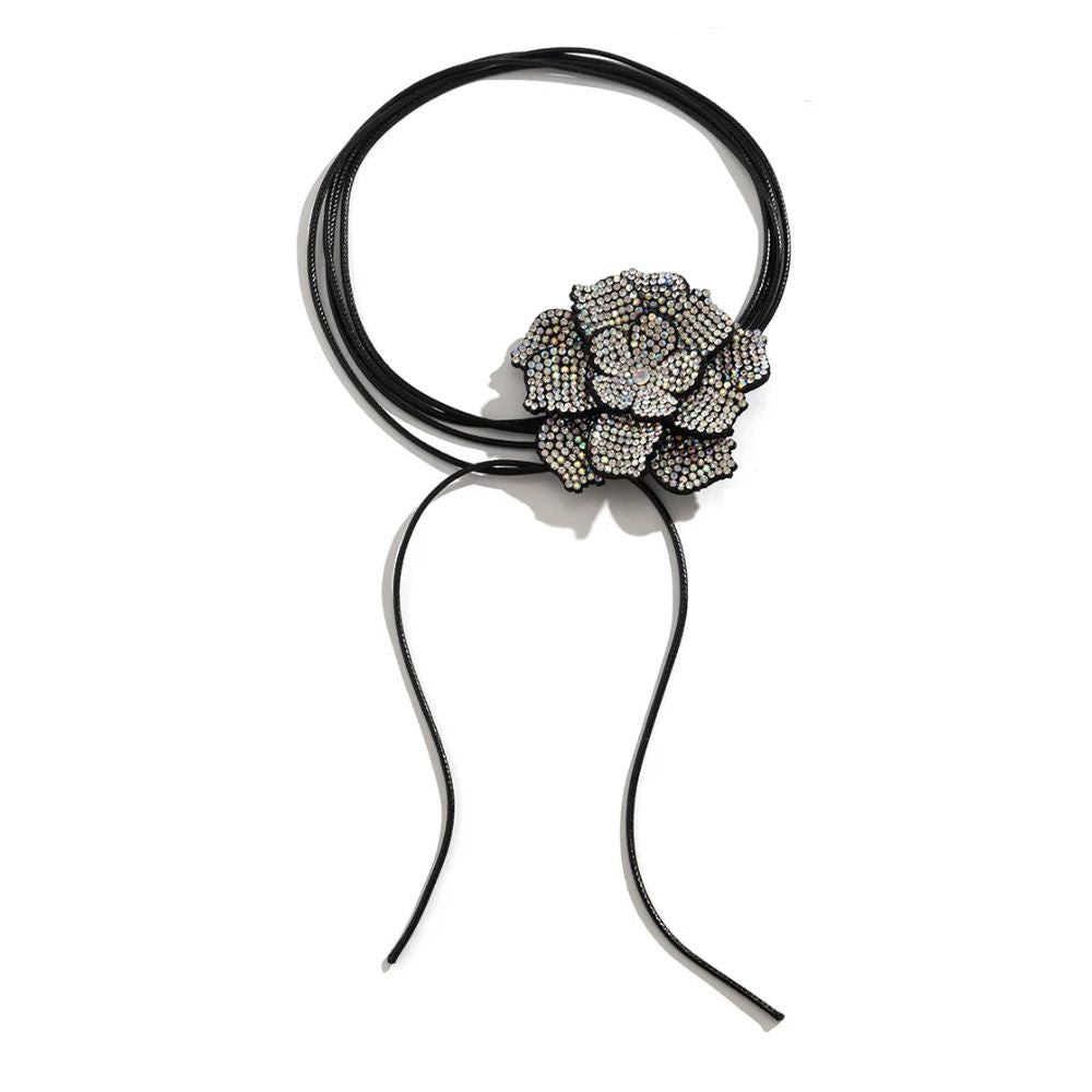 Collier Fleur Noire Diamants