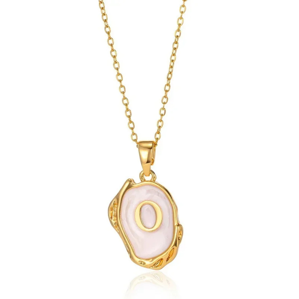 Collier Initiale O Abstrait