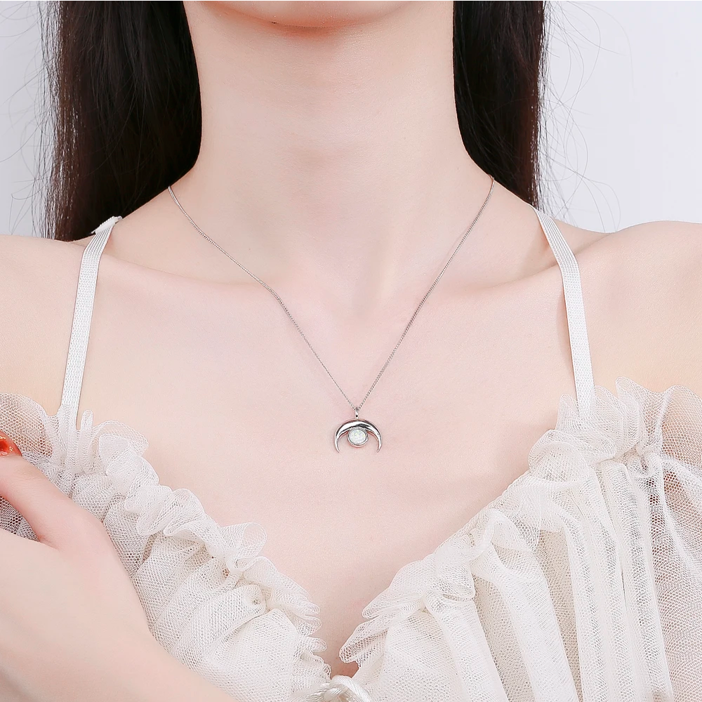 Collier Demi-Lune Diamant