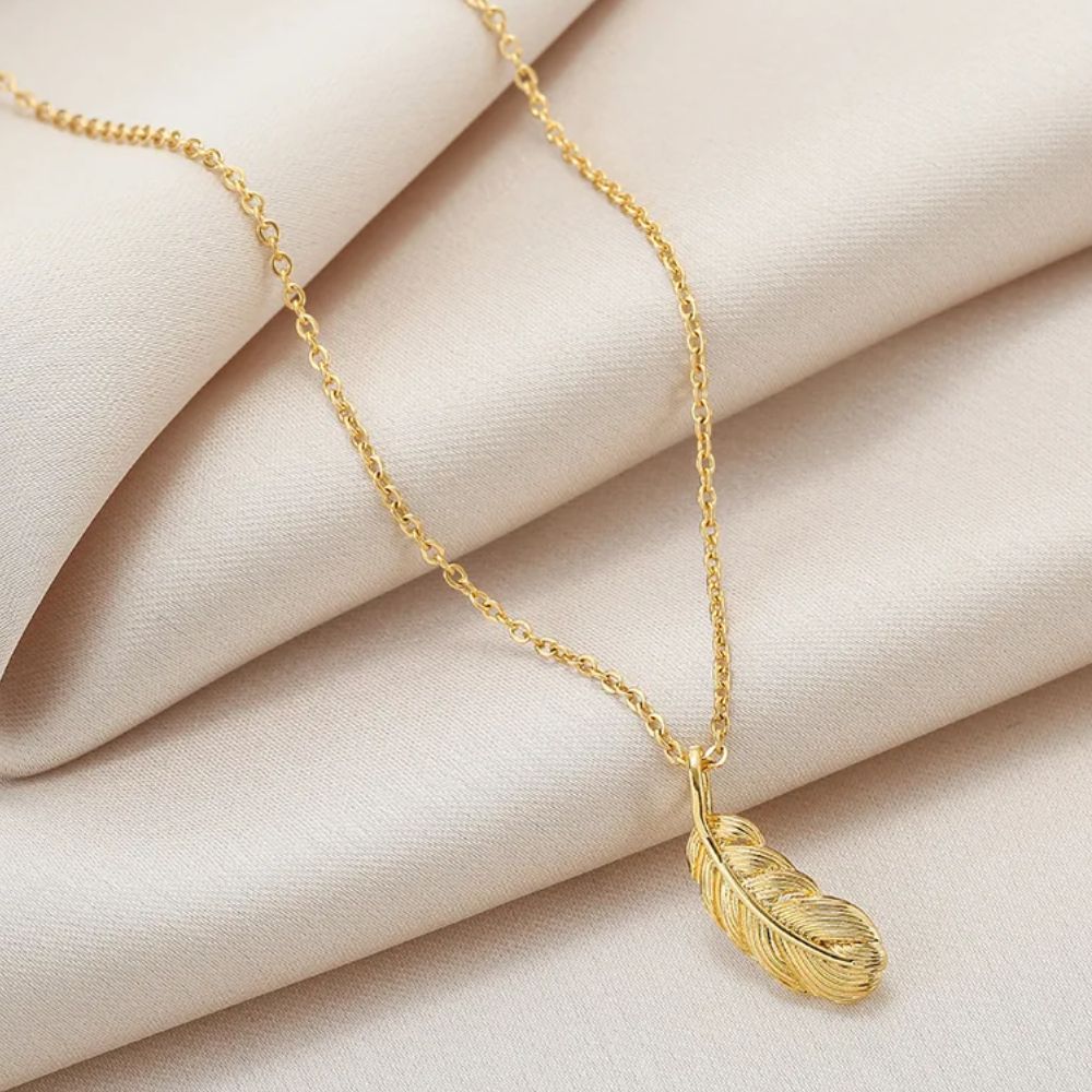 Collier Plume Or
