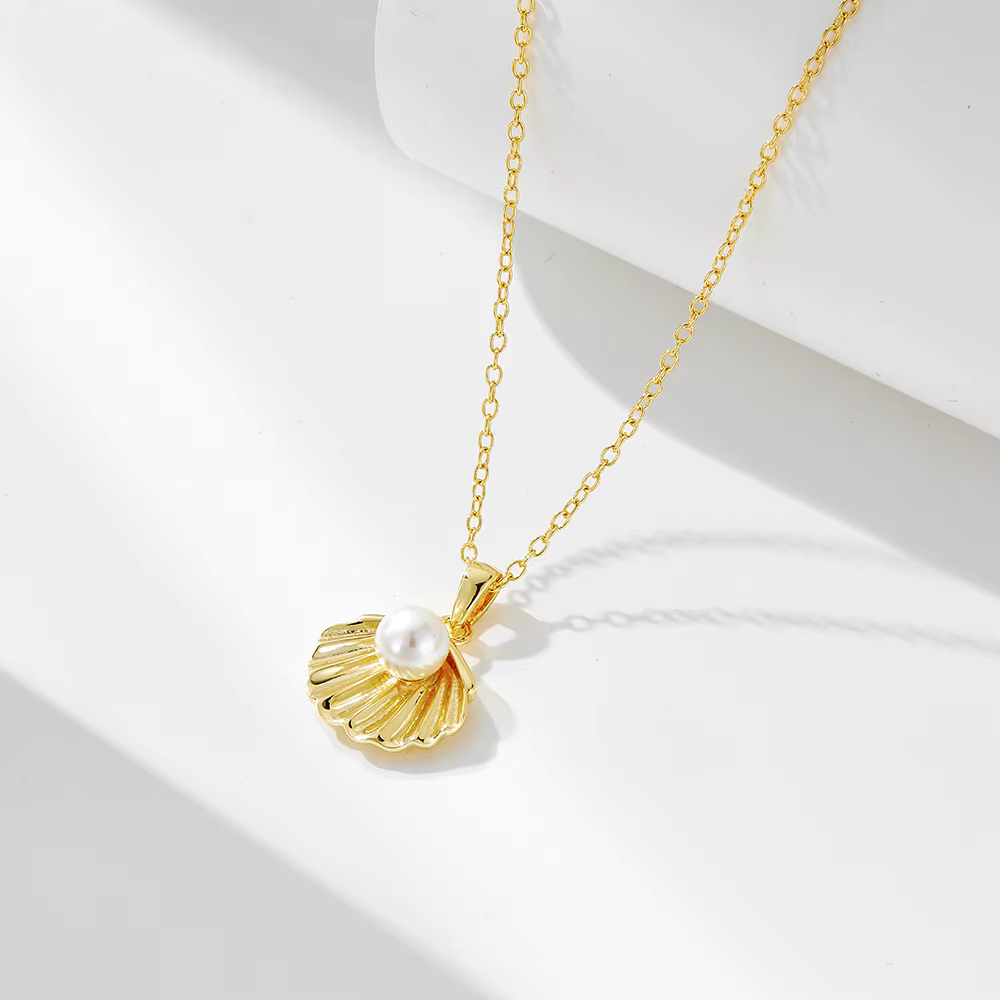 Collier Coquille et Perle doré