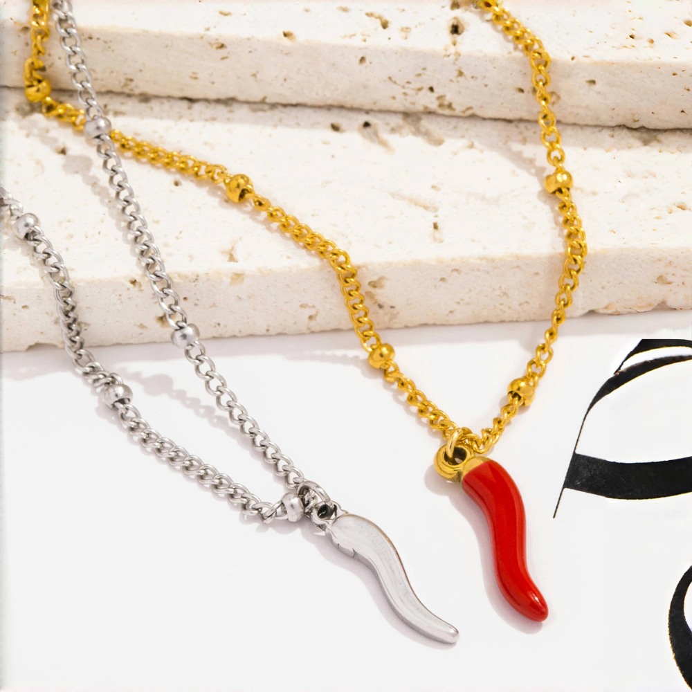 Collier Piment rouge or