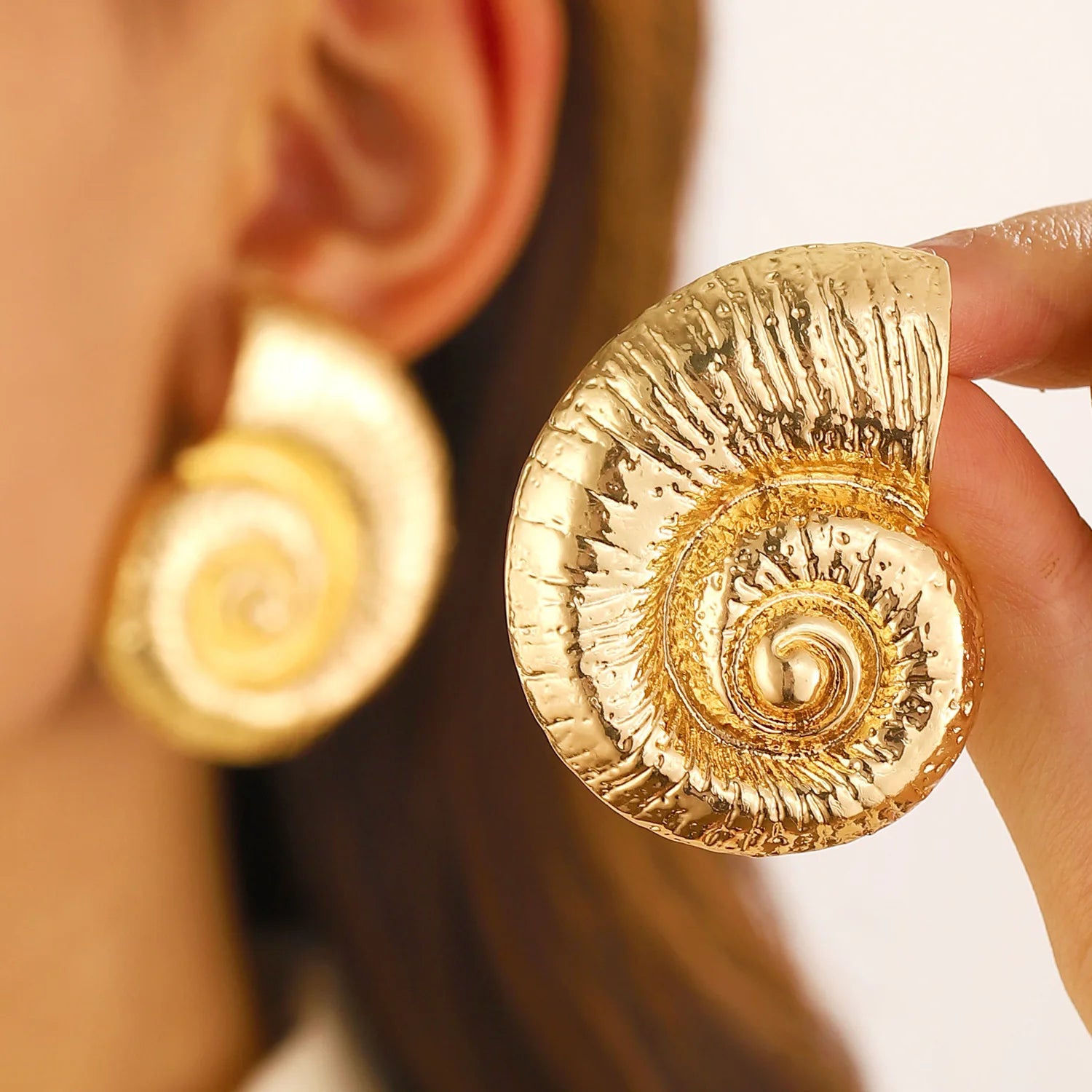 Boucles d'Oreilles Escargot de Mer or