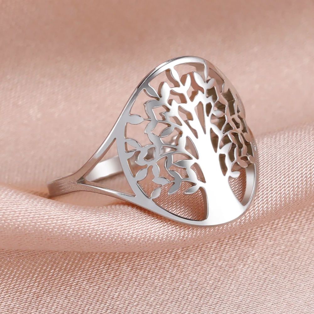 bague arbre de vie de couleur argent