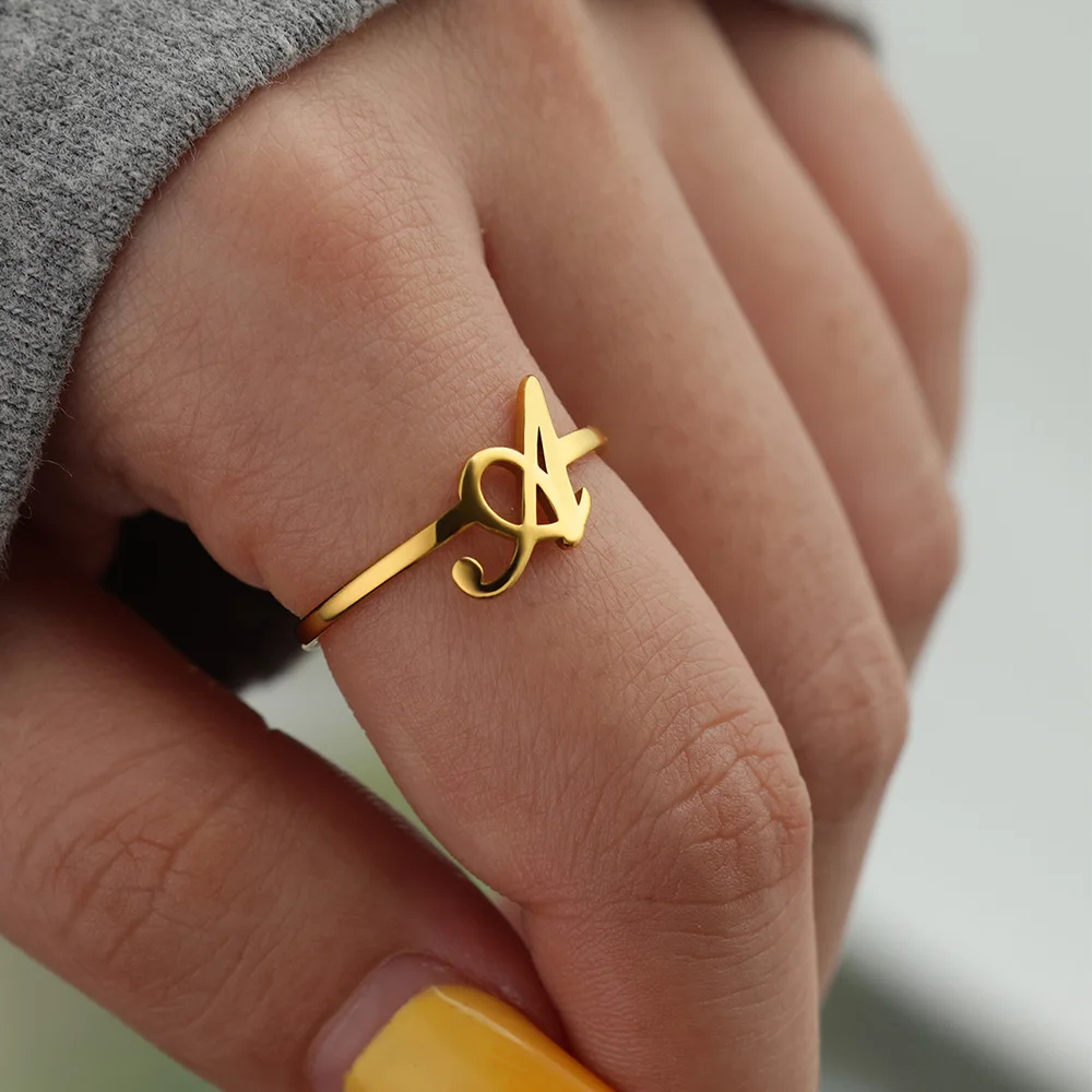 Bague Initiale C Femme pas cher