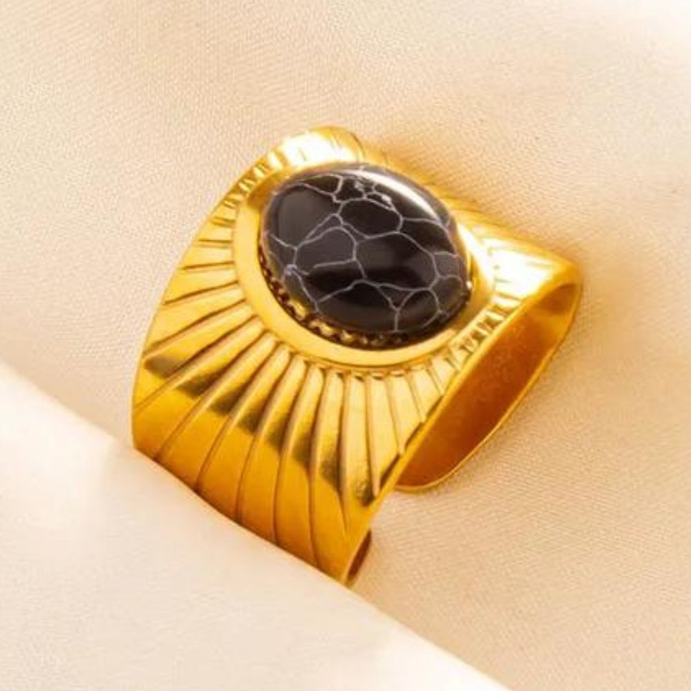 Bague Doré Pierre Noire