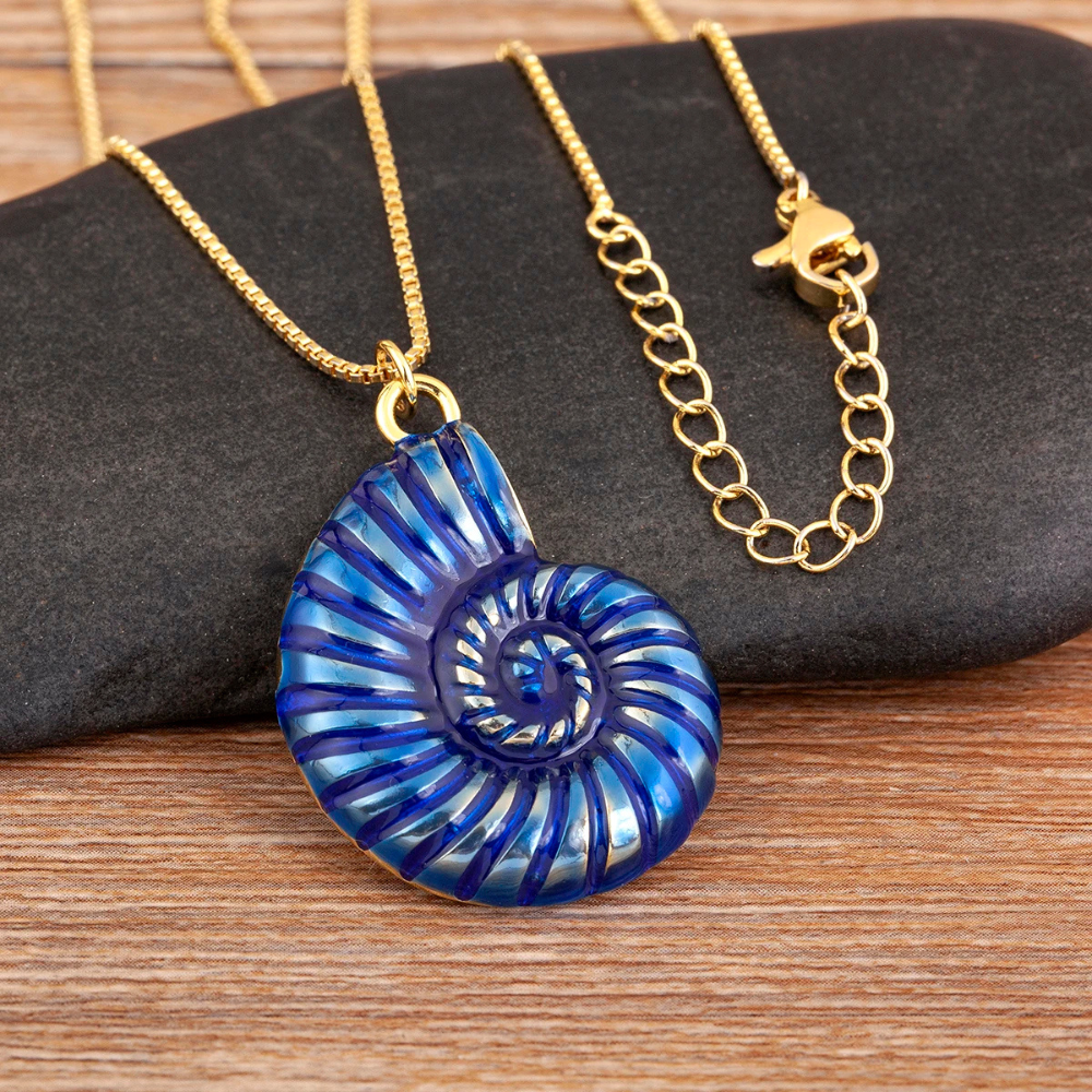 Collier Escargot Couleur bleu