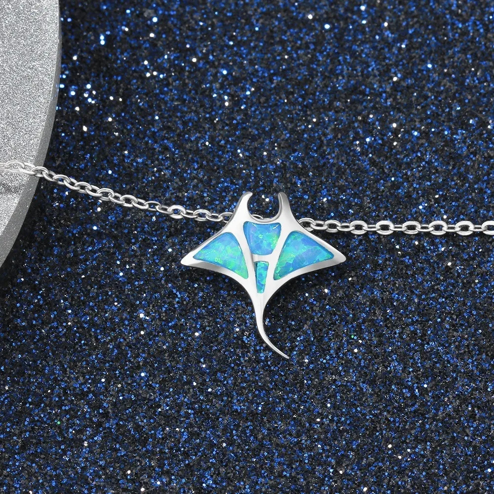 Collier Raie Manta Bleue chaine