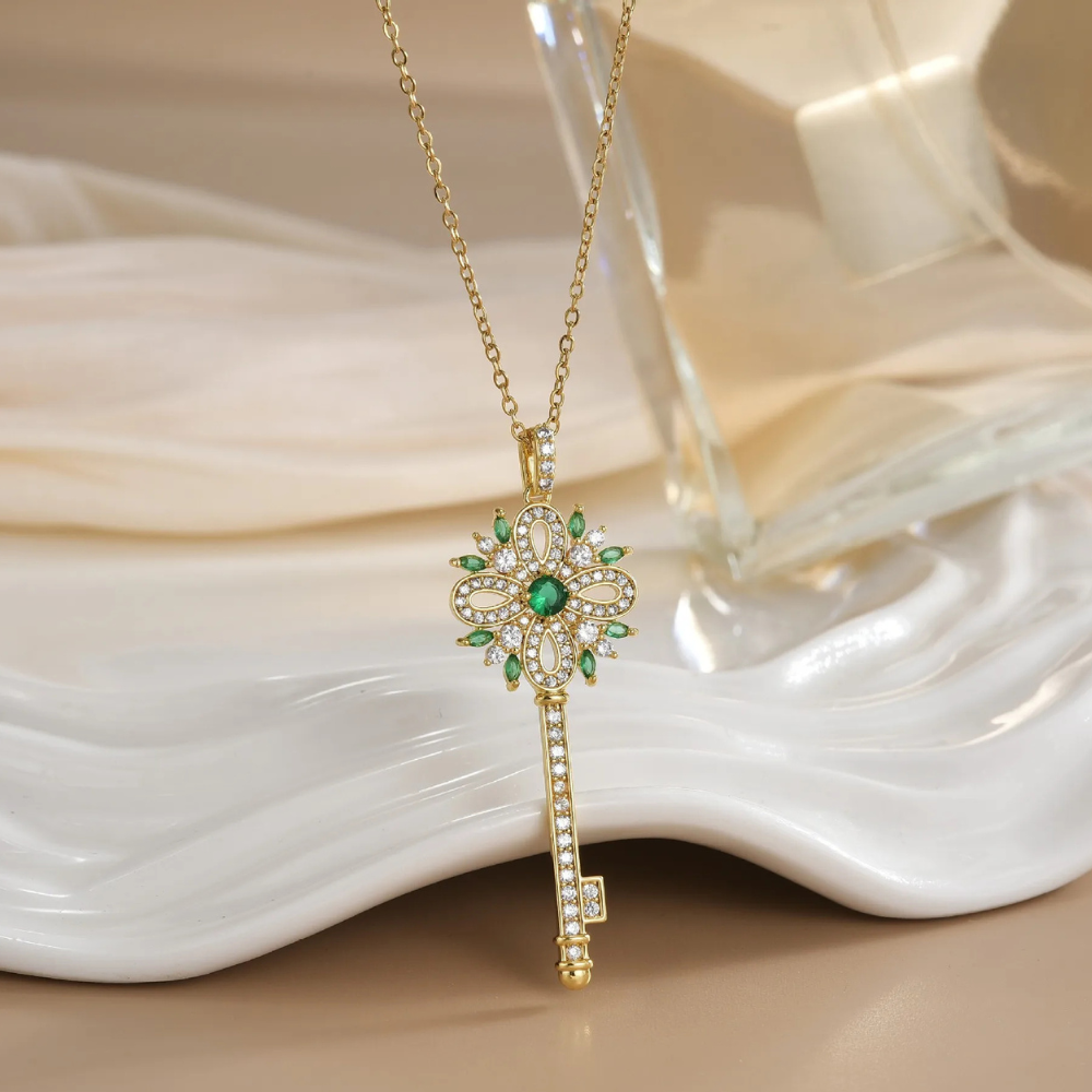 Collier Clé Diamant vert