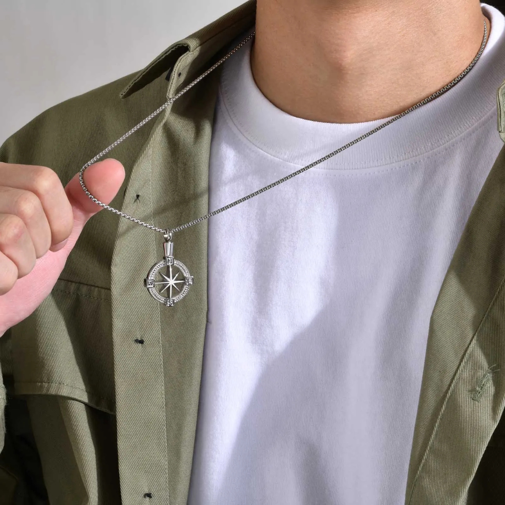 Collier Boussole Homme strass
