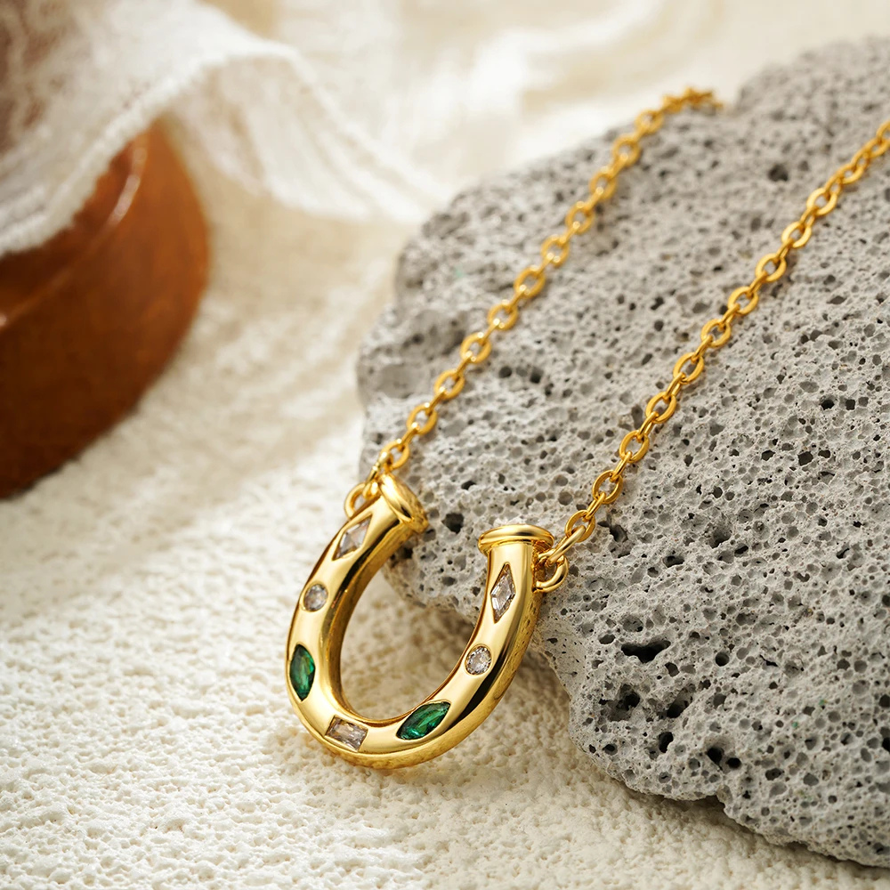 Collier Fer à Cheval Luxe doré