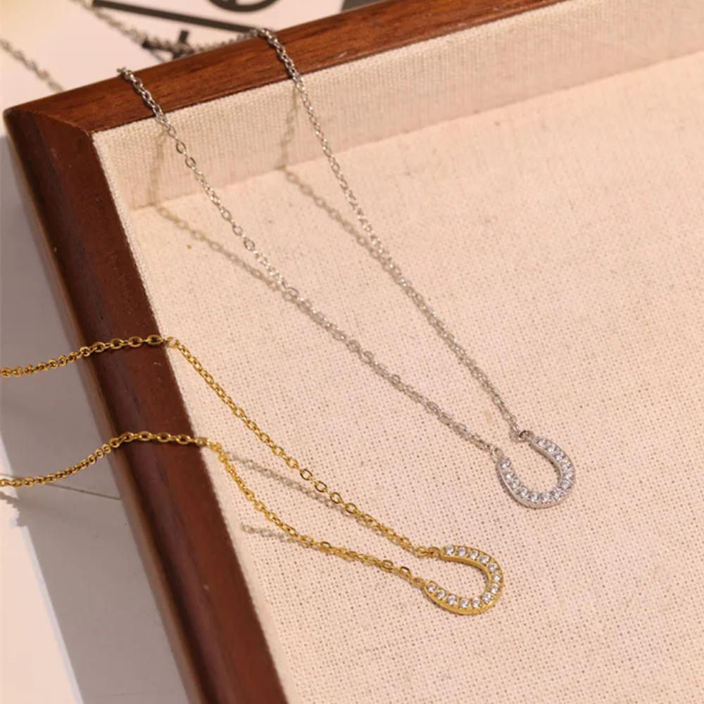 Collier Fer à Cheval Fille or