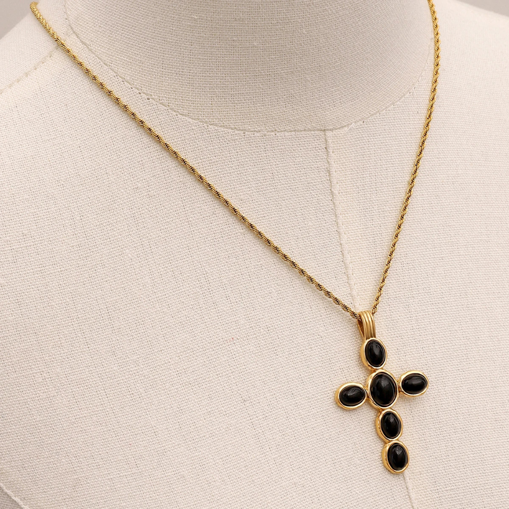 Collier Croix Perles Noires or