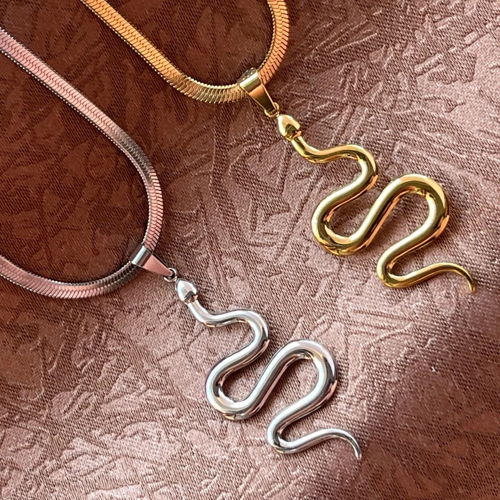 Collier Maille et Pendentif Serpent or