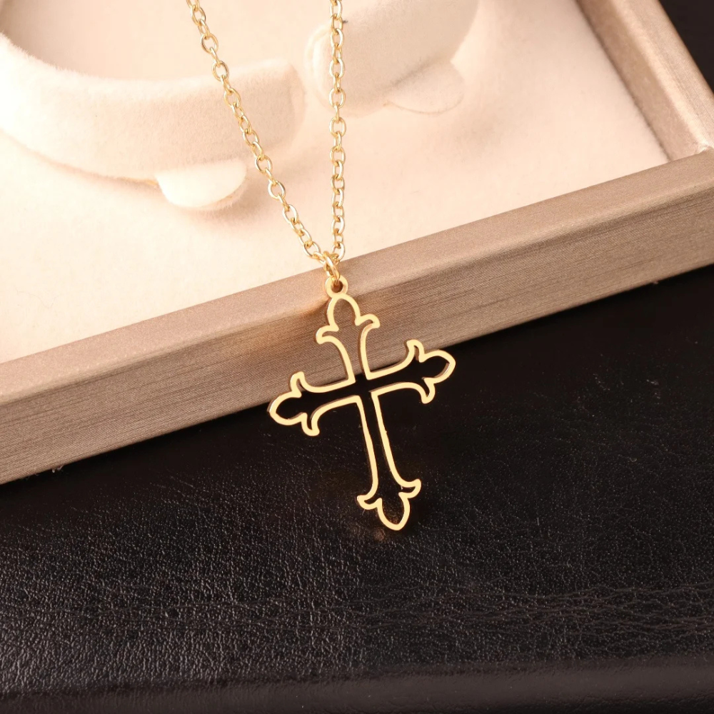 Collier Croix Ajourée doré