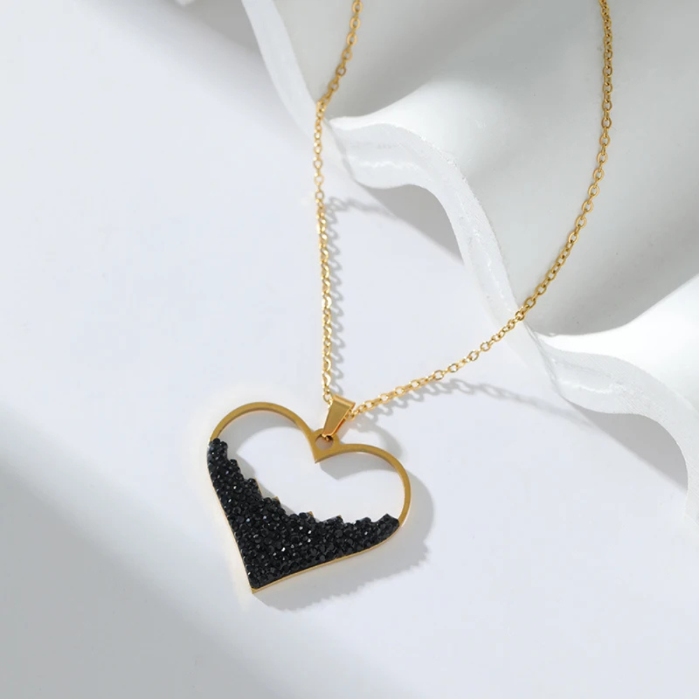 Collier Pendentif Coeur Strass Noirs or