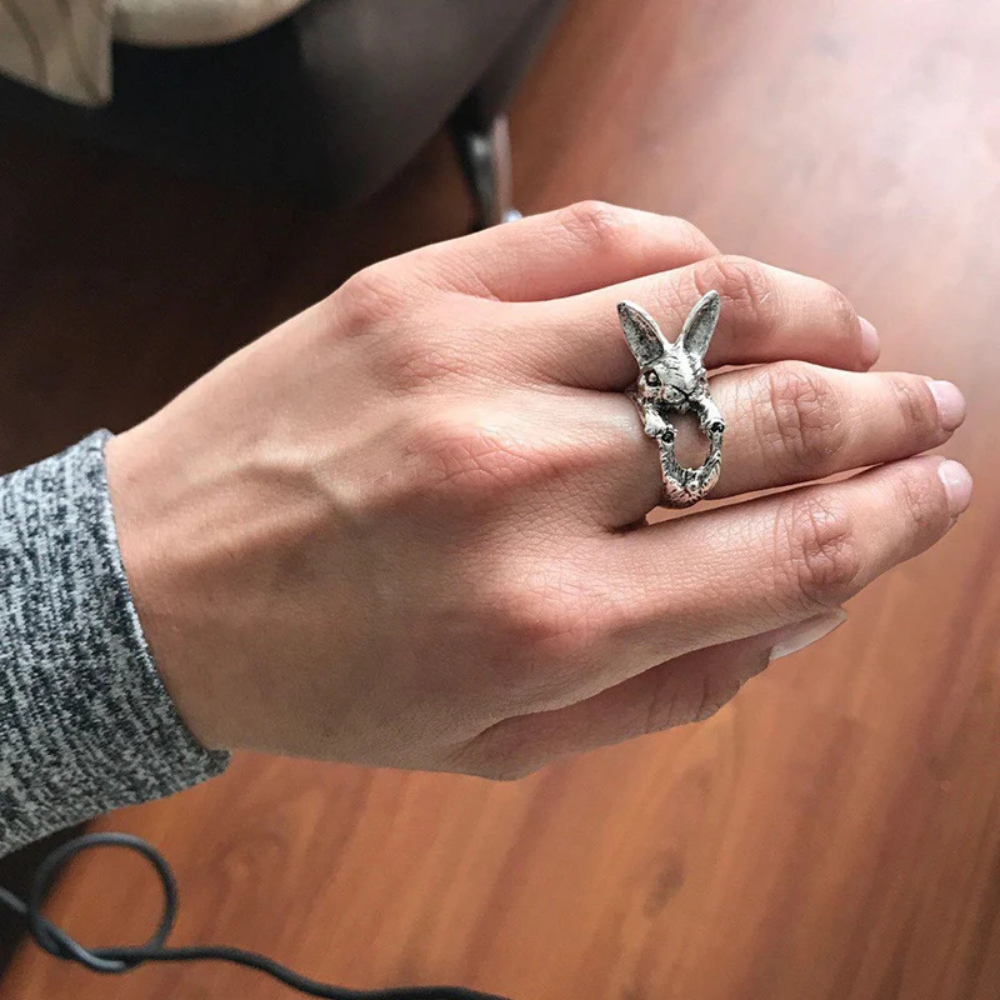 Bague Lapin Alice au pays des merveilles