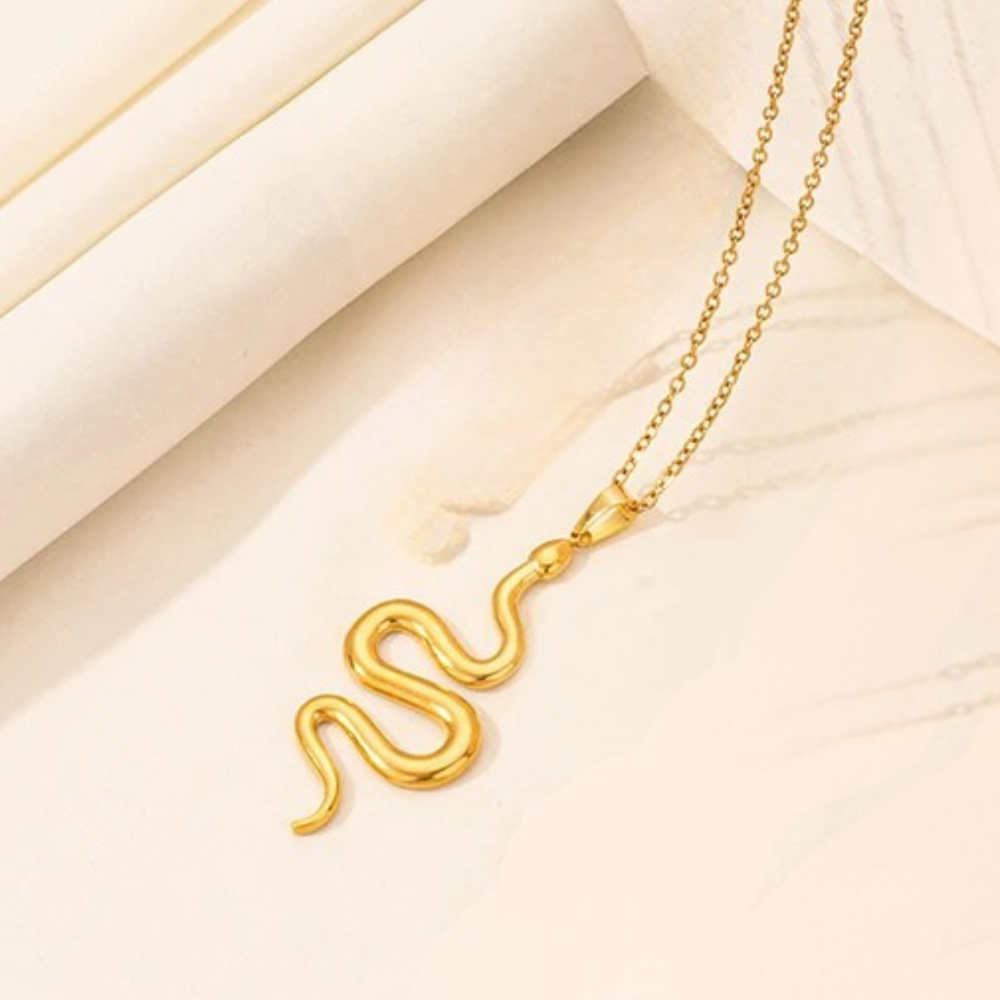 Collier Serpent Minimaliste pendentif
