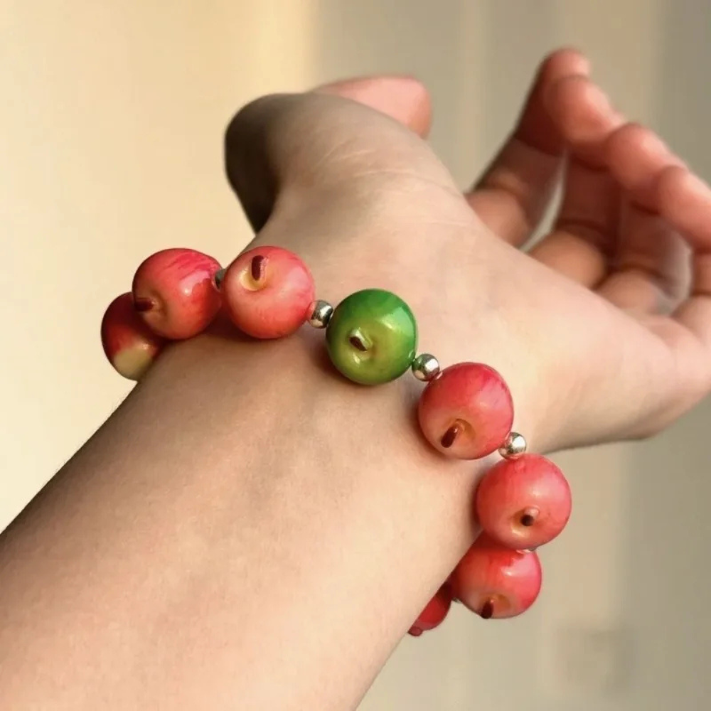 Bracelet en Perles de Pomme realiste