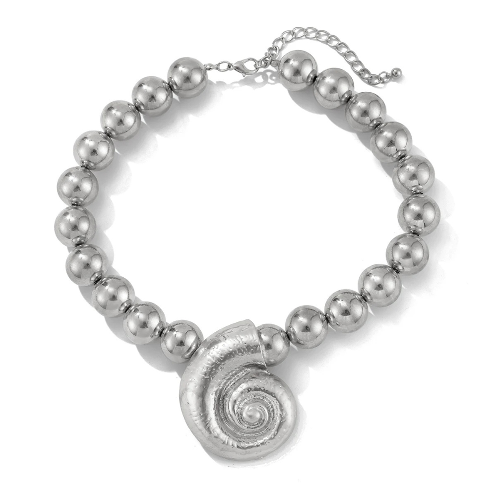 Collier Perles grises et Escargot