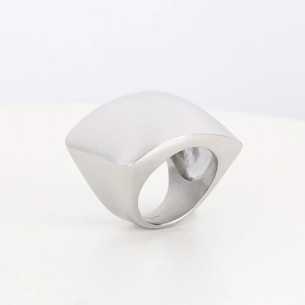 Grosse Bague Design Femme
