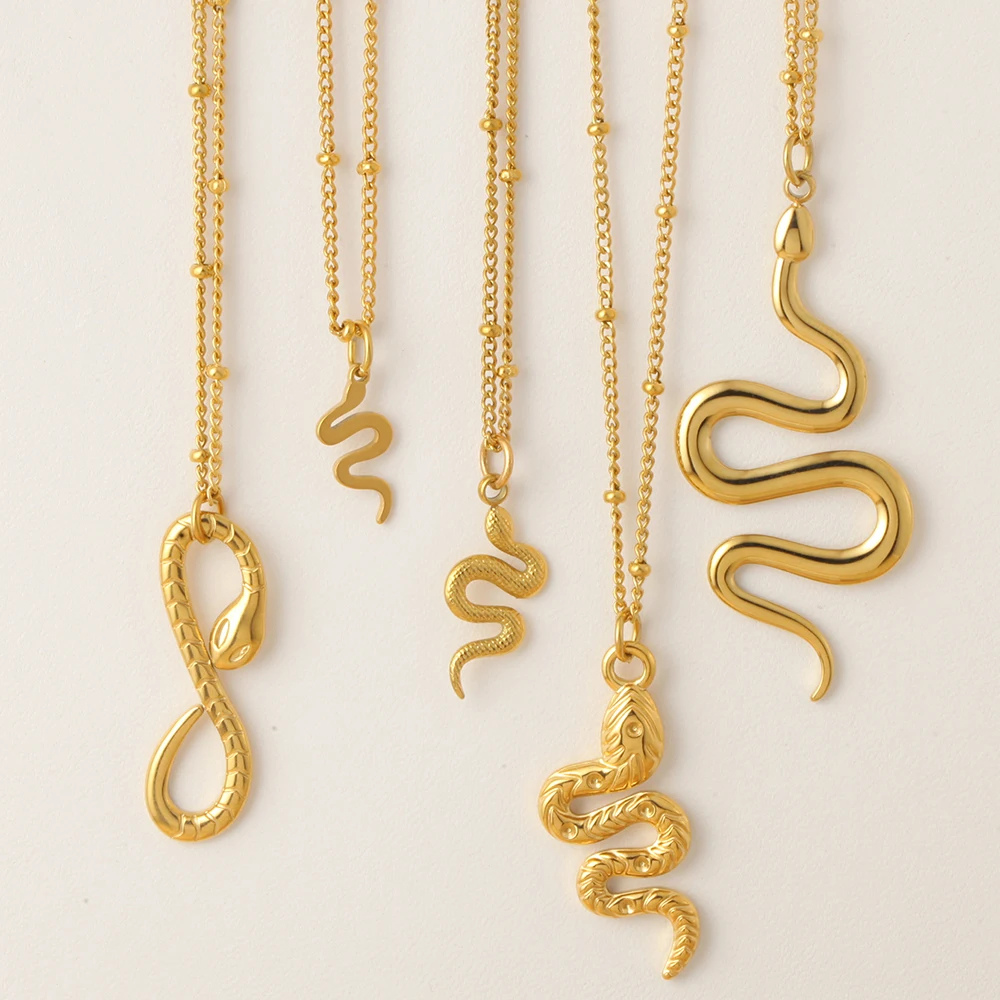Collier pendentif Serpent Simple or