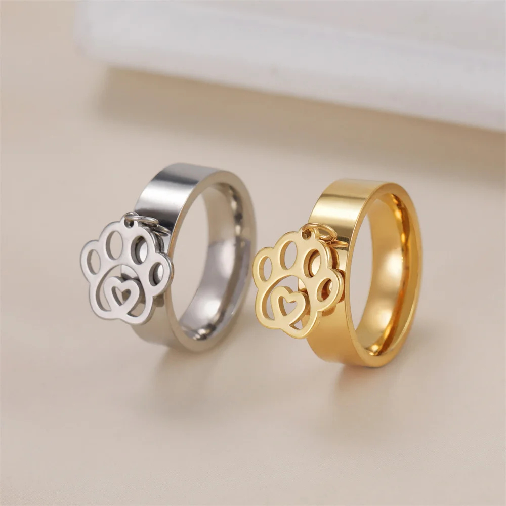 Bague Breloque Patte de Chien acier