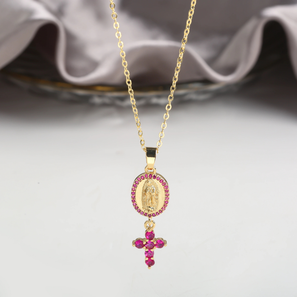 Collier Médaille Vierge et Croix Strass rose