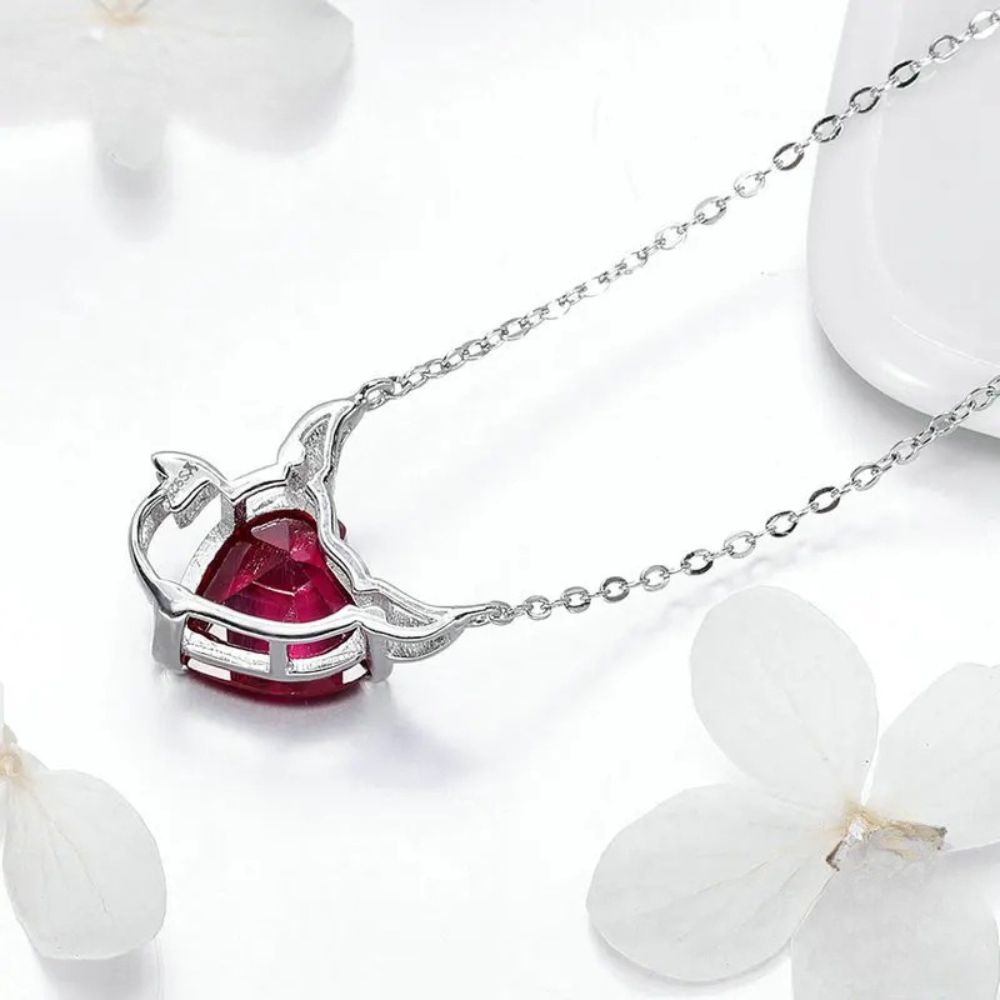 Collier Cœur rouge Diable pendentif